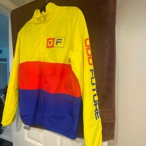 I bought it only wore it like 3 times. Haven’t found anything that can match.